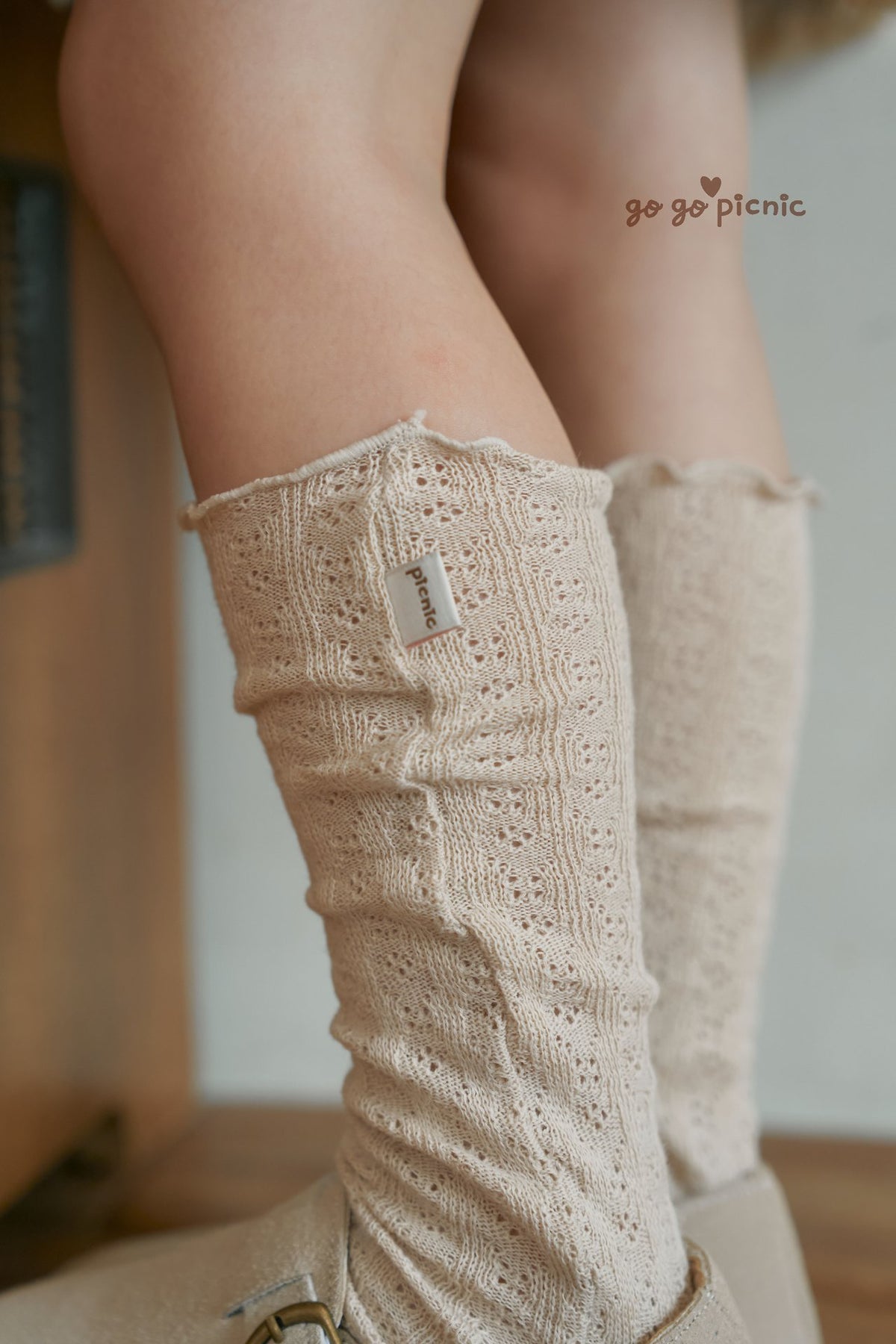 [PRE-ORDER] Anna Knee Socks