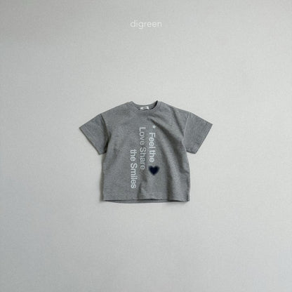 [PRE-ORDER] Love Share T-Shirts