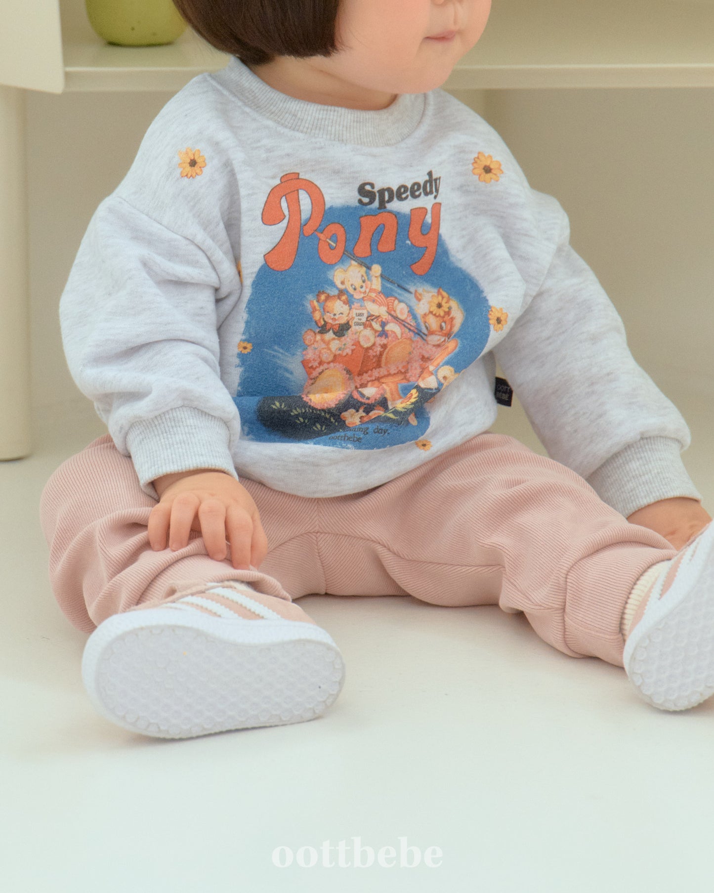 [PRE-ORDER] Pony Sweatshirts (Mom&Dad Couple)