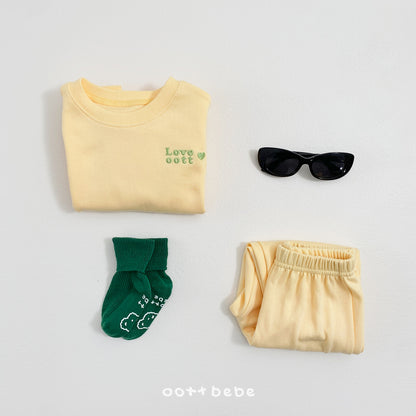 [PRE-ORDER] Love Oott Top Bottom Set