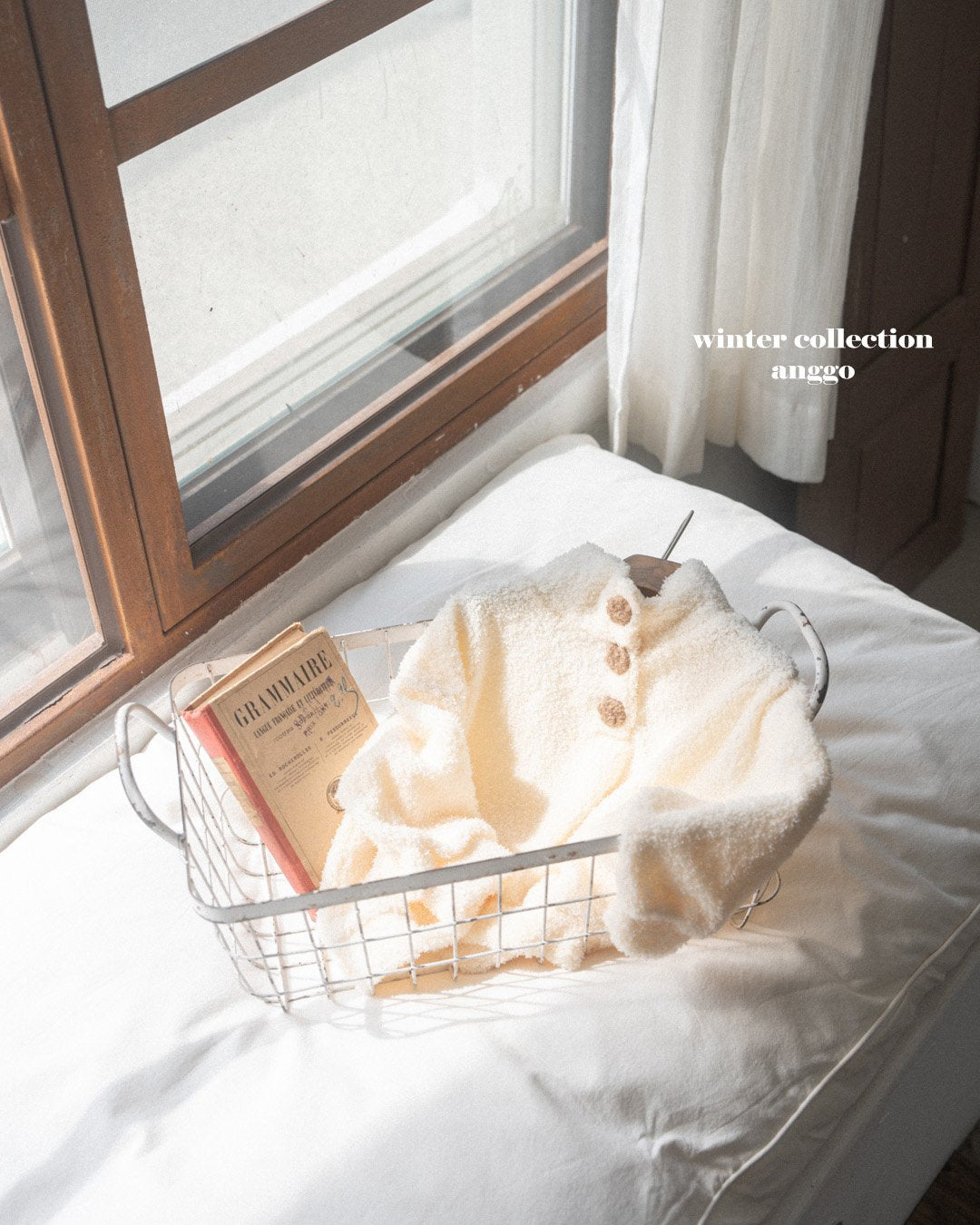 [PRE-ORDER] Heavy Cream Sweatshirts