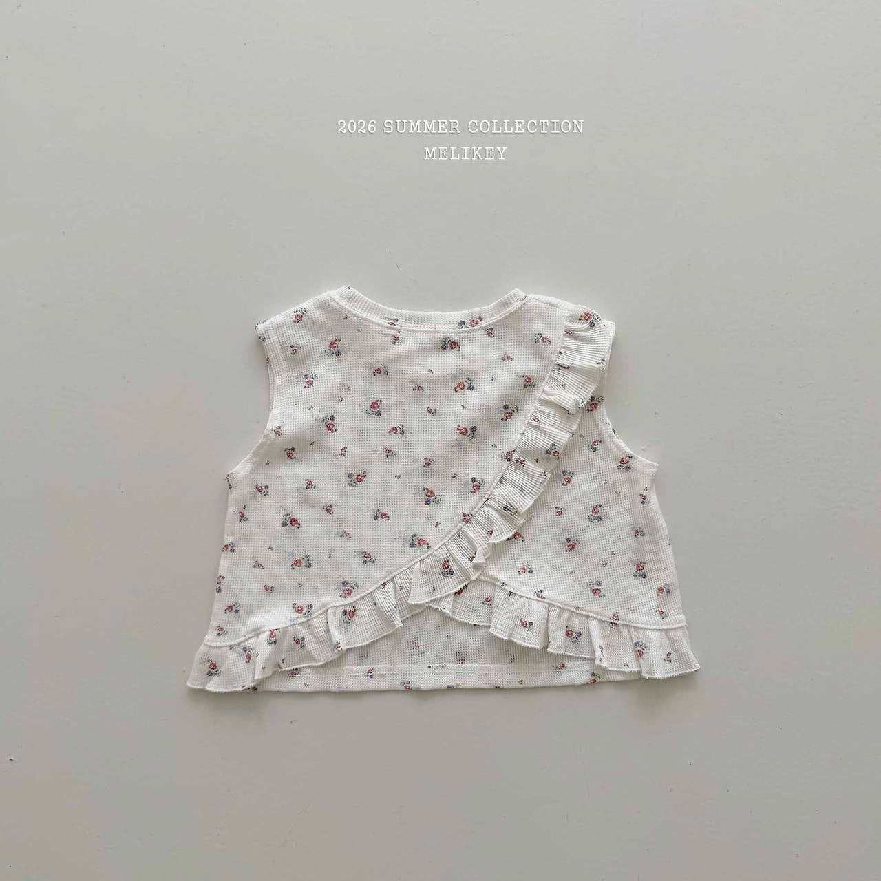 [PRE-ORDER] Din Din Frill T-Shirts