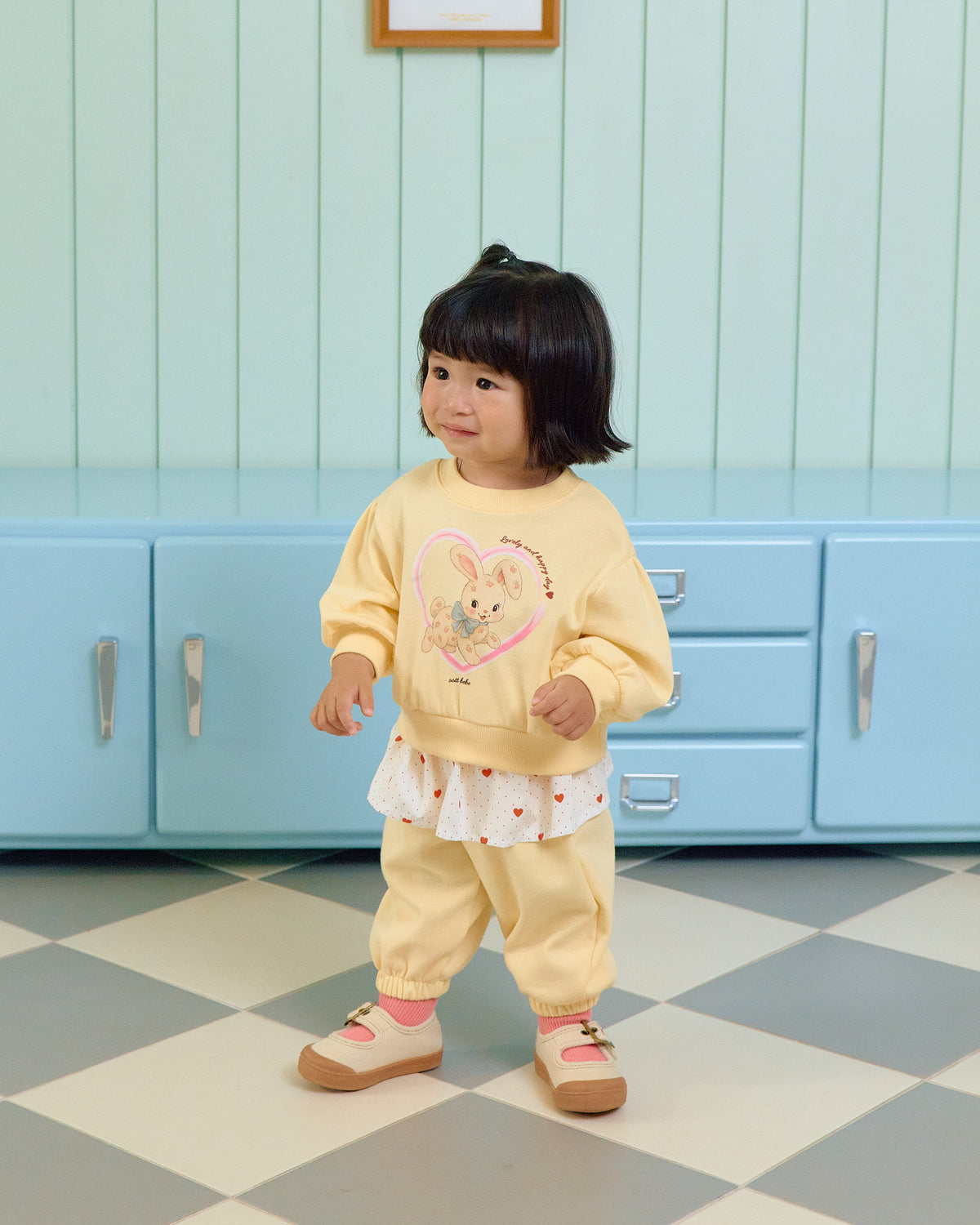 [PRE-ORDER] Cute Rabbit Top Bottom Set
