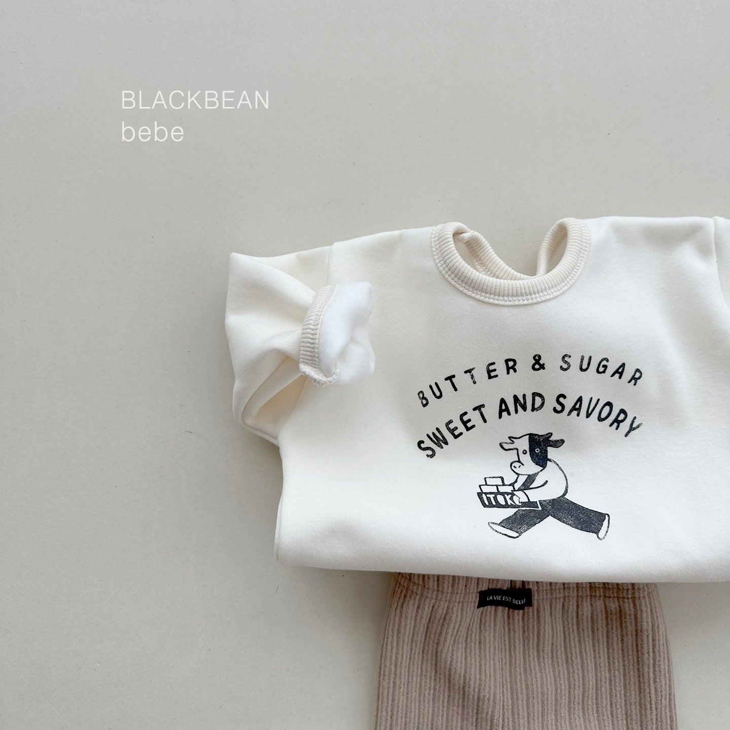 [PRE-ORDER] Cow Binding Baby T-shirts