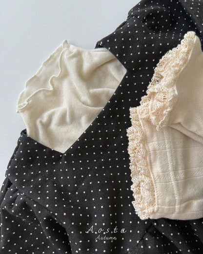 [PRE-ORDER] Milk Dot Blouse