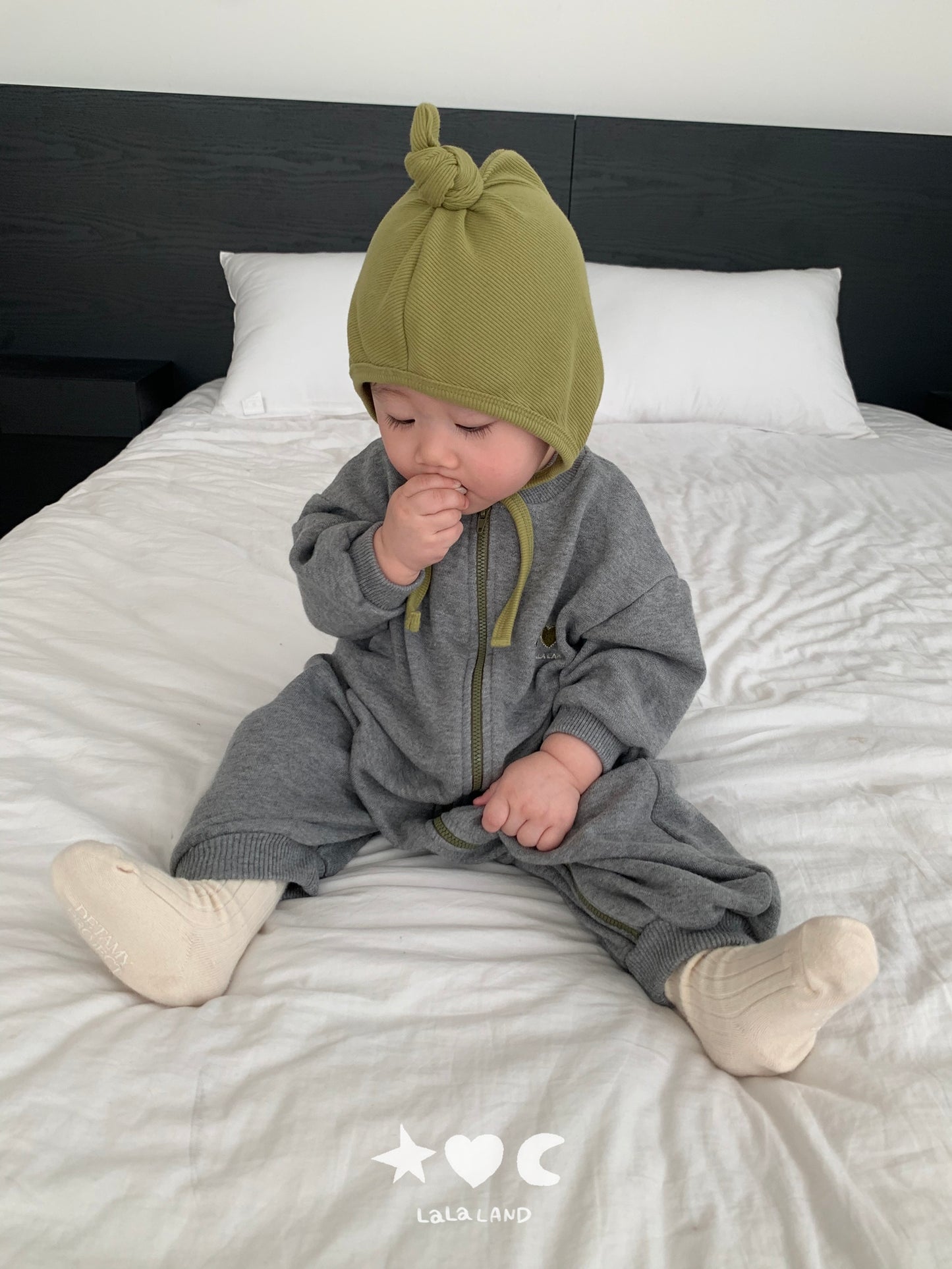 [PRE-ORDER] Terry Zip-Up Body Suit