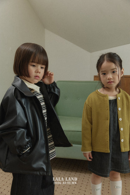 [PRE-ORDER] Karros Faux Leather Jacket