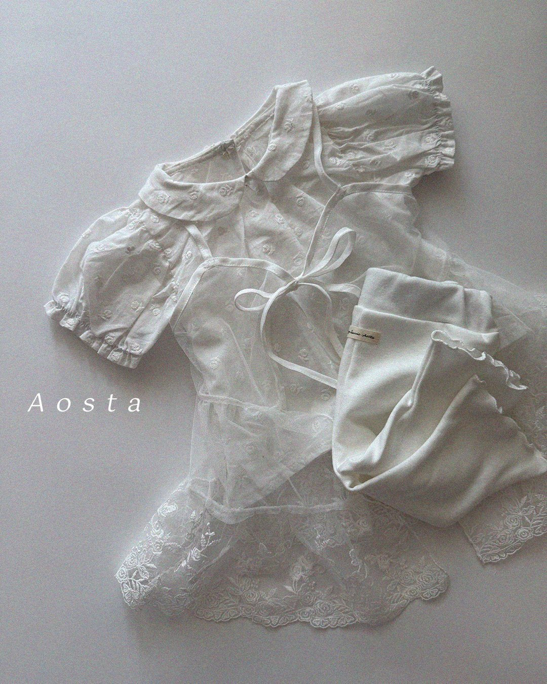 [PRE-ORDER] Lace Open Dress