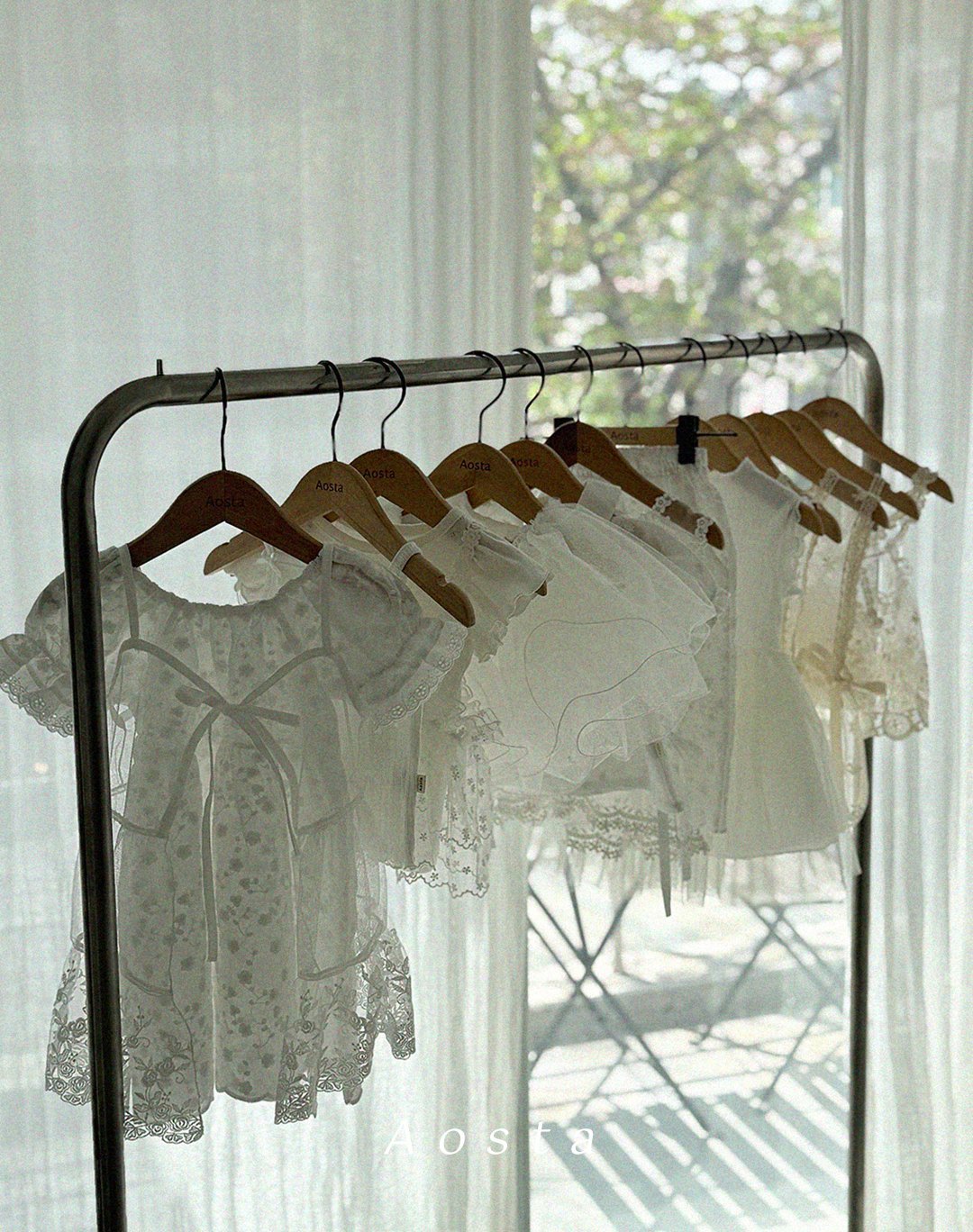 [PRE-ORDER] Lace Open Dress
