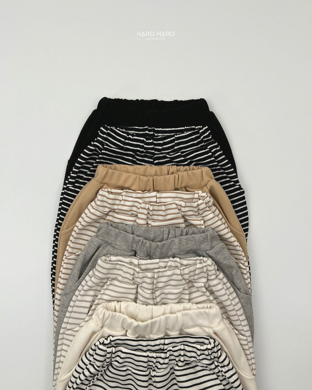 [PRE-ORDER] 1+1 Papillon Jogger Pants