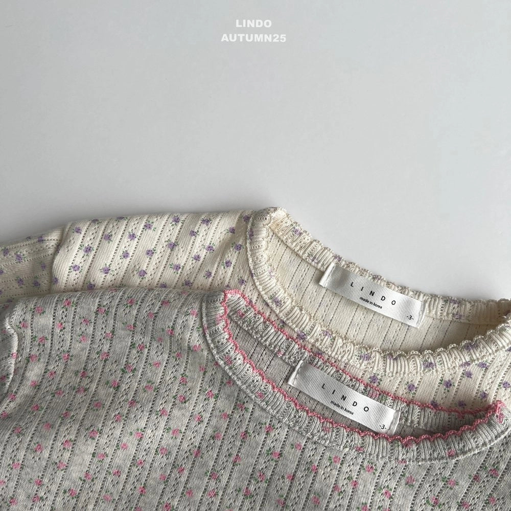 [PRE-ORDER] Small Floral Eyelet T-Shirts