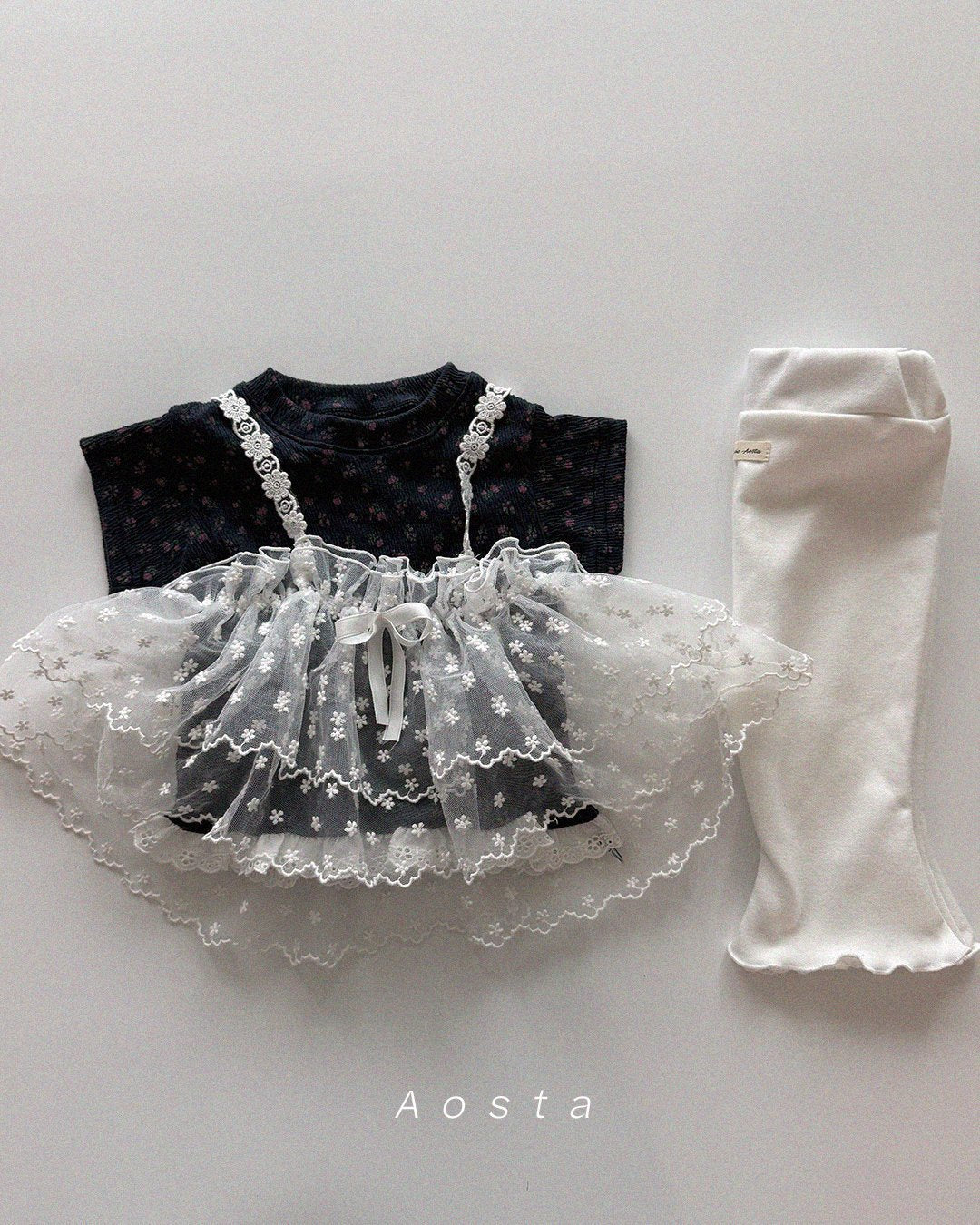 [PRE-ORDER] Le Ete Blouse