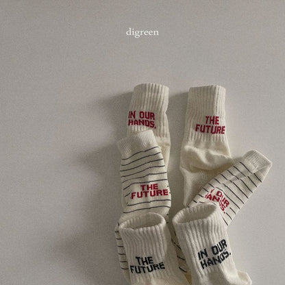 [PRE-ORDER] Future Socks Set