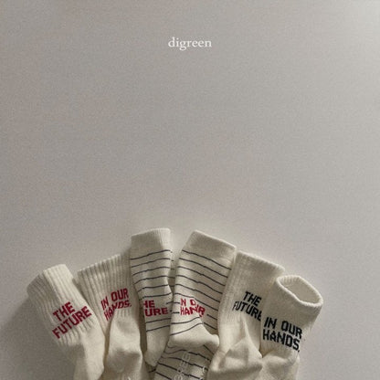 [PRE-ORDER] Future Socks Set