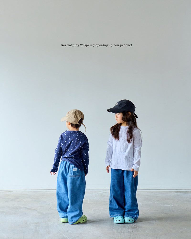 [PRE-ORDER] Eyelet Floral T-Shirts