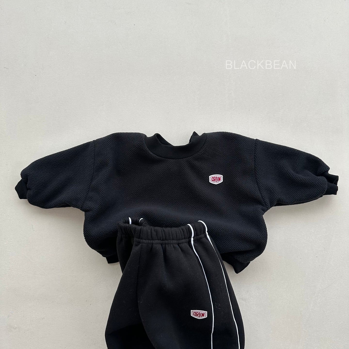 [PRE-ORDER] Pola Sweatshirts