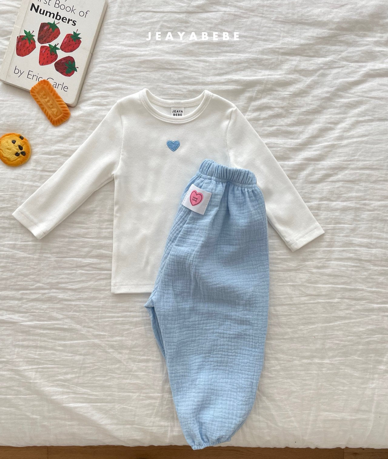 [PRE-ORDER] Sweet Top Bottom Set