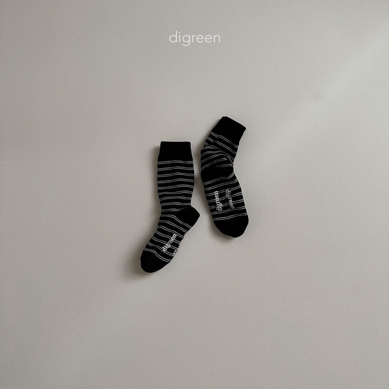 [PRE-ORDER] Together Black Socks Set