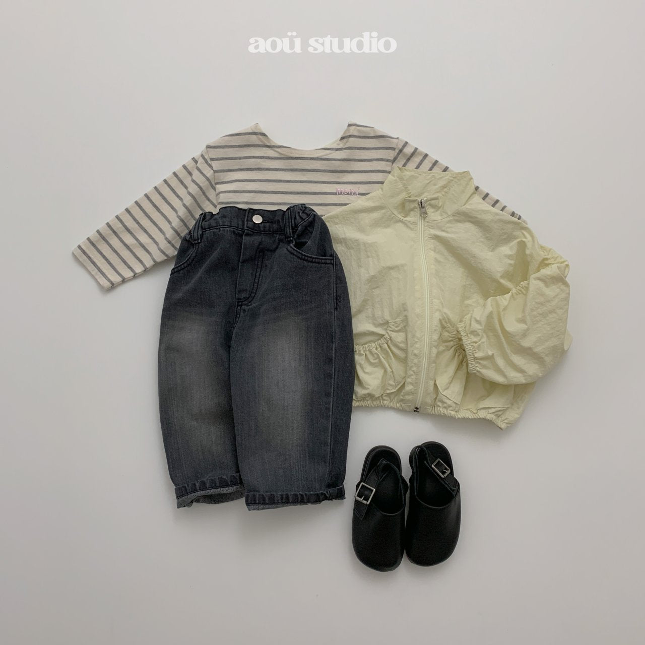 [PRE-ORDER] Shirring Windbreaker