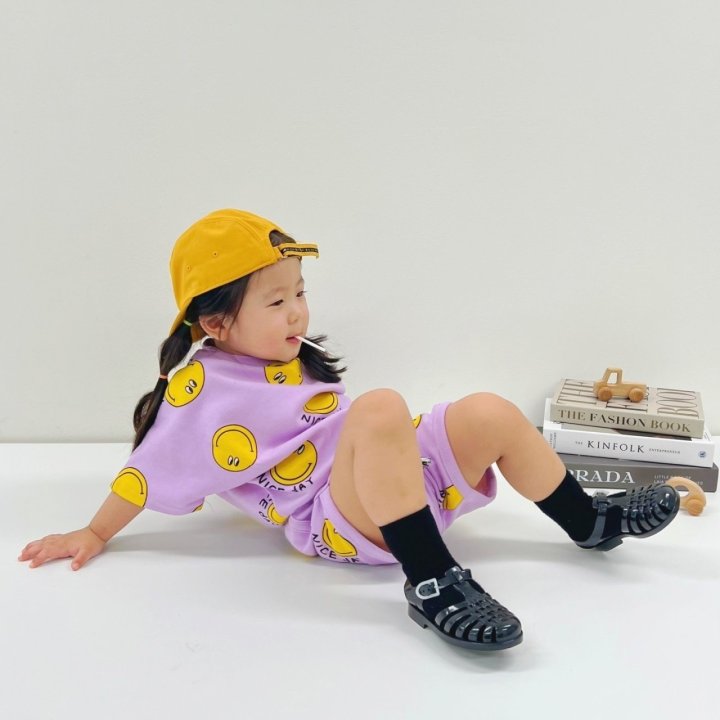 [PRE-ORDER] Nice Smile Top Bottom Set