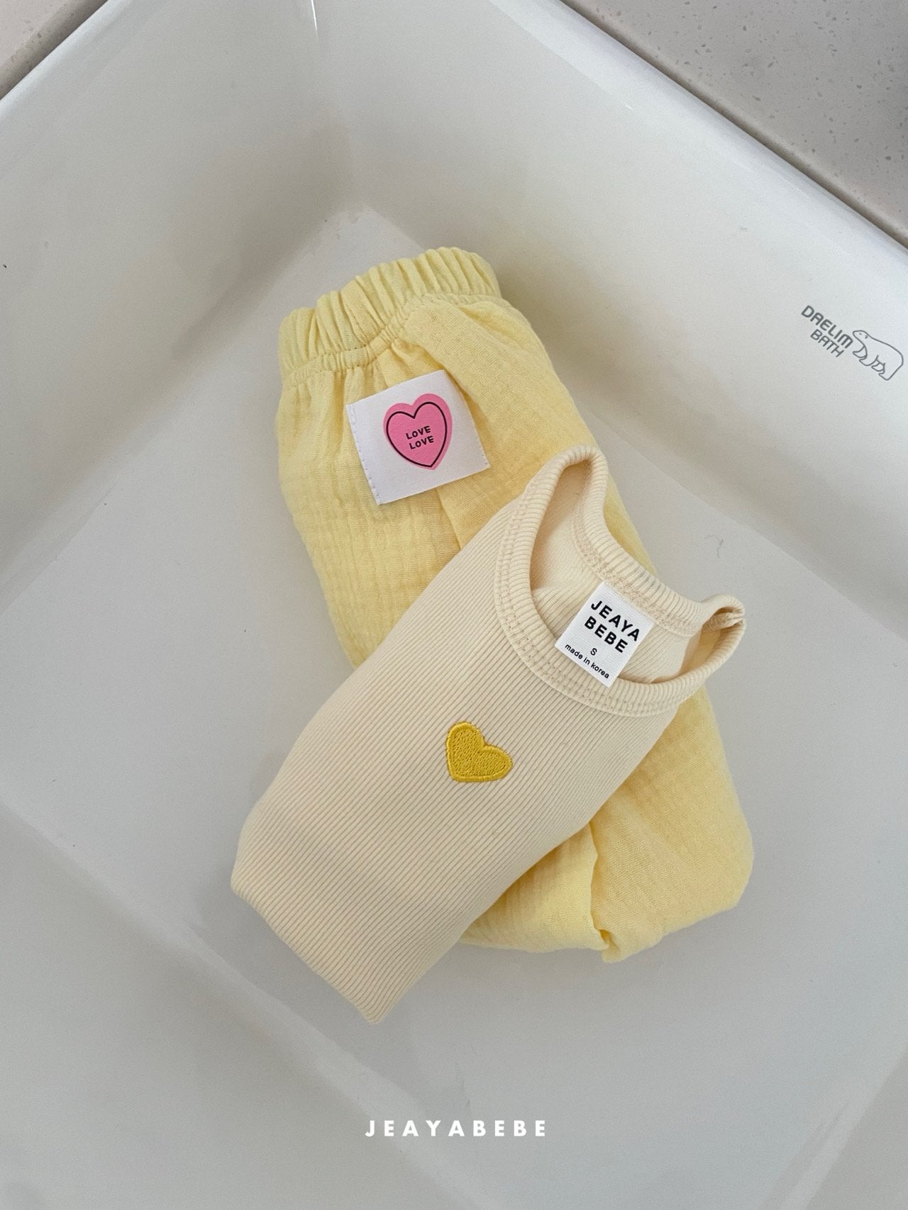 [PRE-ORDER] Sweet Top Bottom Set