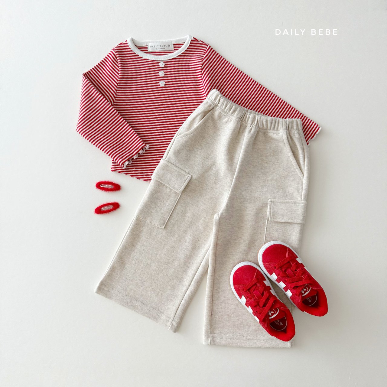 [PRE-ORDER] Stripe Button T-Shirts