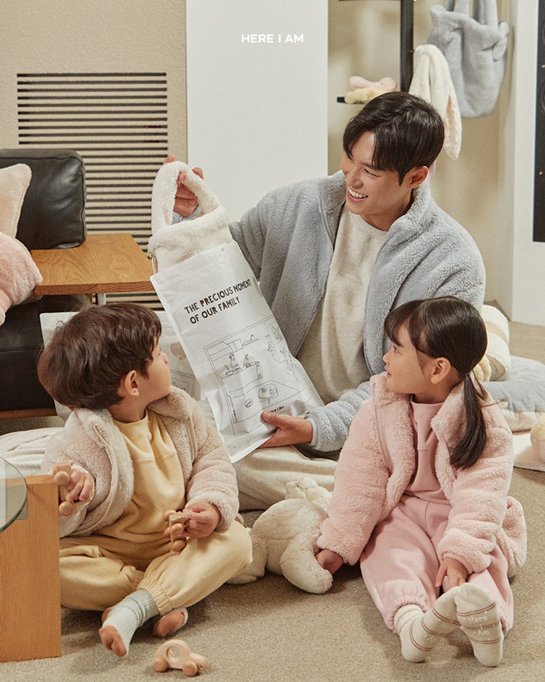 [PRE-ORDER] Kinder Fleece Jacket (Mom&Dad Couple)