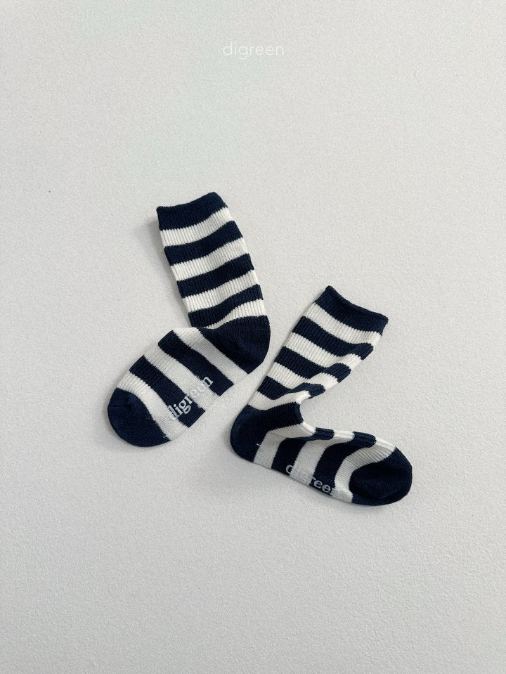 [PRE-ORDER] Minimal Stripe Socks Set