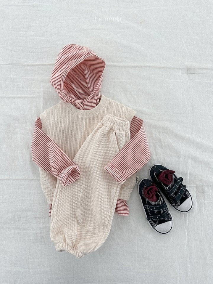 [PRE-ORDER] Little Hoodie T-Shirts