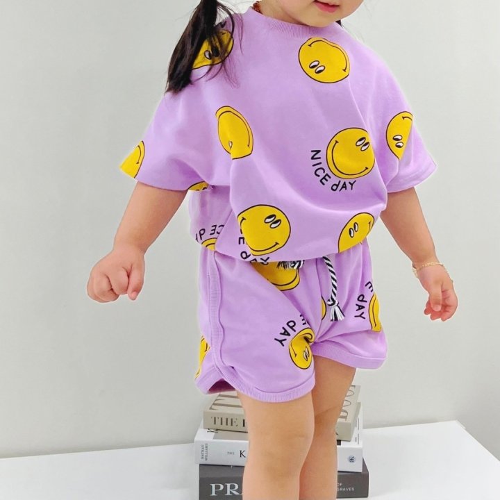 [PRE-ORDER] Nice Smile Top Bottom Set
