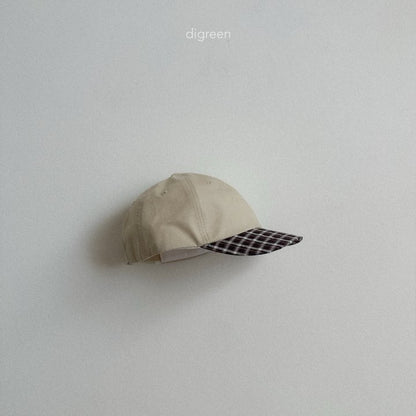 [PRE-ORDER] Under Check Ball Cap