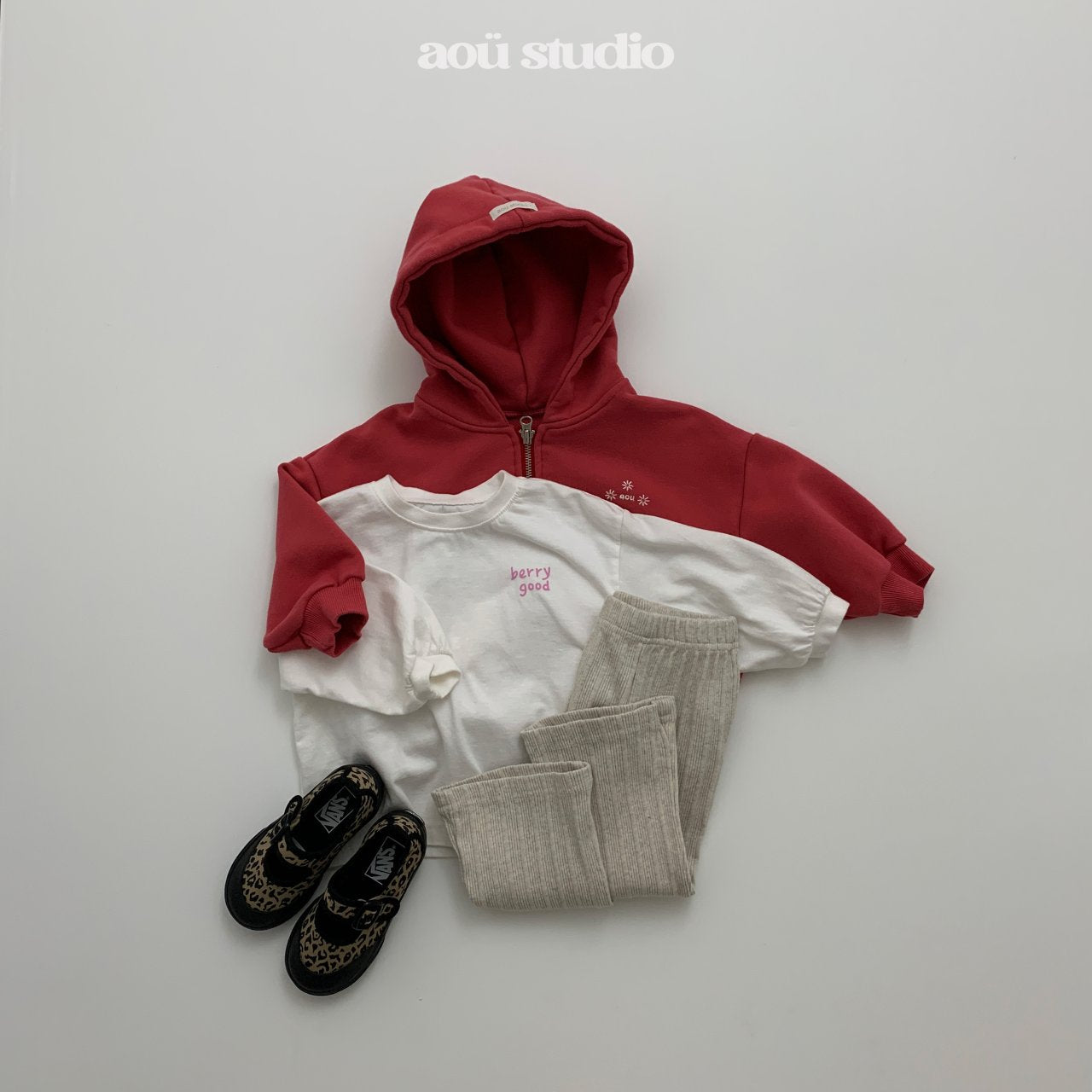 [PRE-ORDER] Very Good T-Shirts