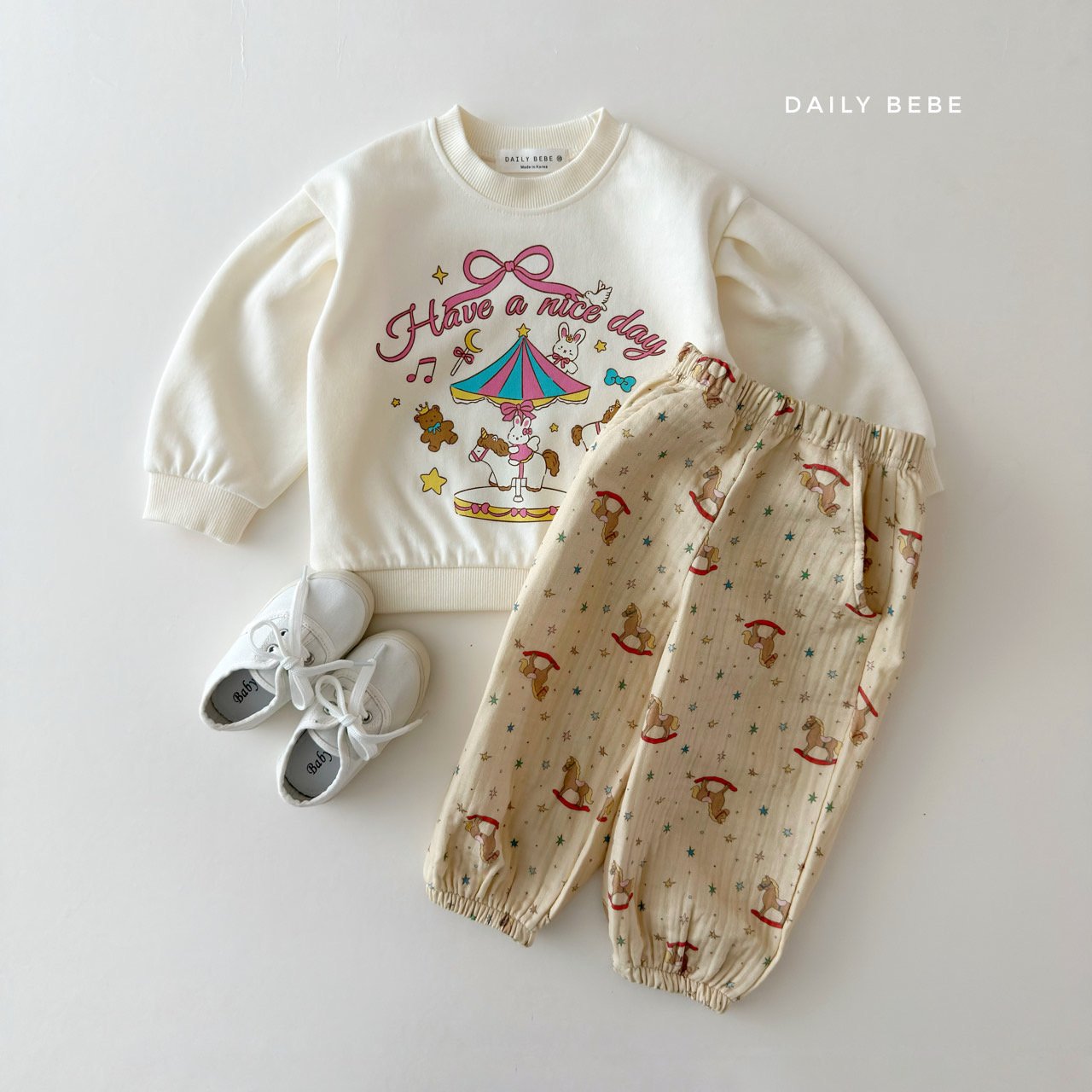 [PRE-ORDER] Merry Go Round Sweatshirts