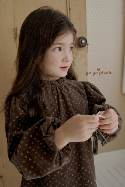 [PRE-ORDER] Noel Blouse