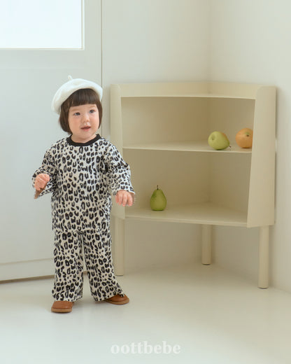 [PRE-ORDER] Leopard Top Bottom Set