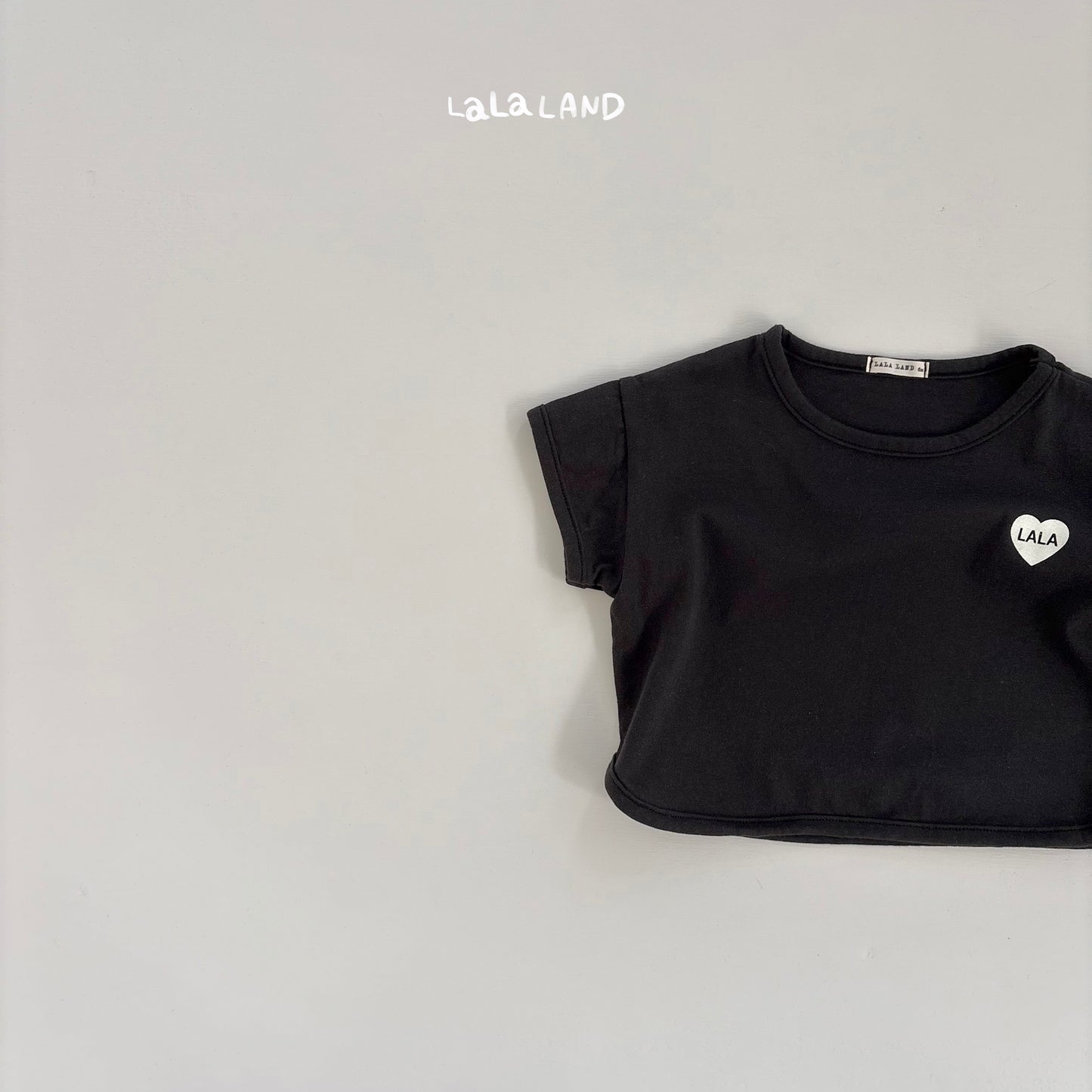 [PRE-ORDER] Heart Binding Baby T-Shirts