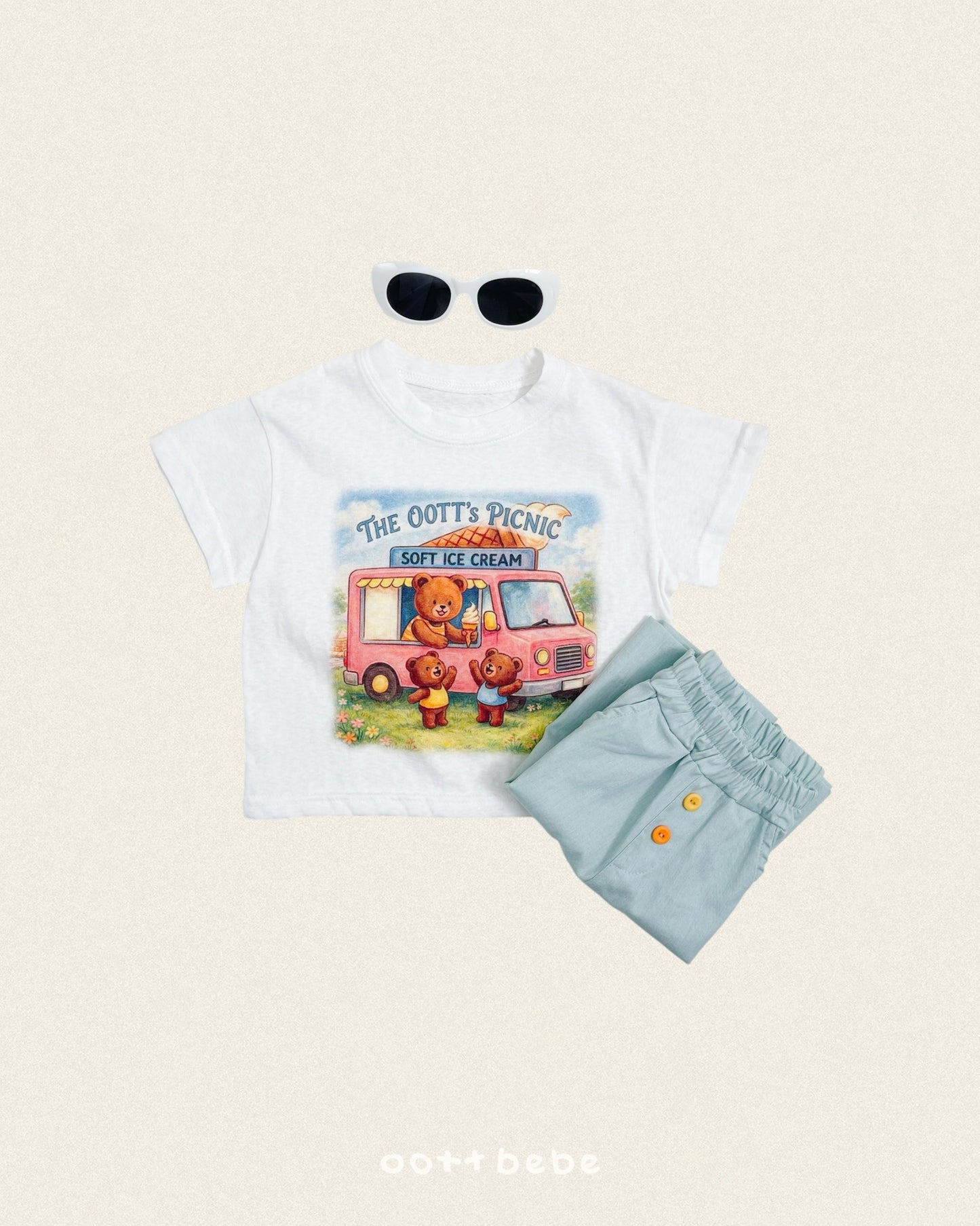 [PRE-ORDER] Oott Picnic T-Shirts (Mom & Dad Couple)