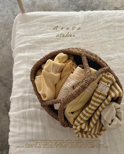 [PRE-ORDER] Modern T-Shirts