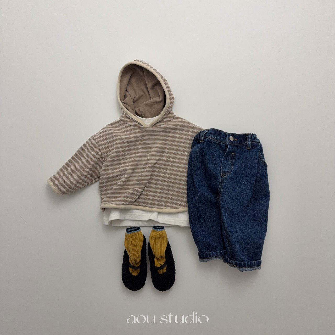 [PRE-ORDER] Vanilla Hoodie T-Shirts