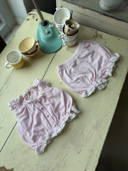 [PRE-ORDER] Chico Top Bottom Set
