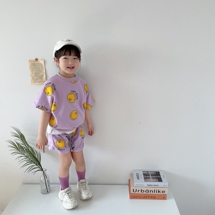 [PRE-ORDER] Nice Smile Top Bottom Set