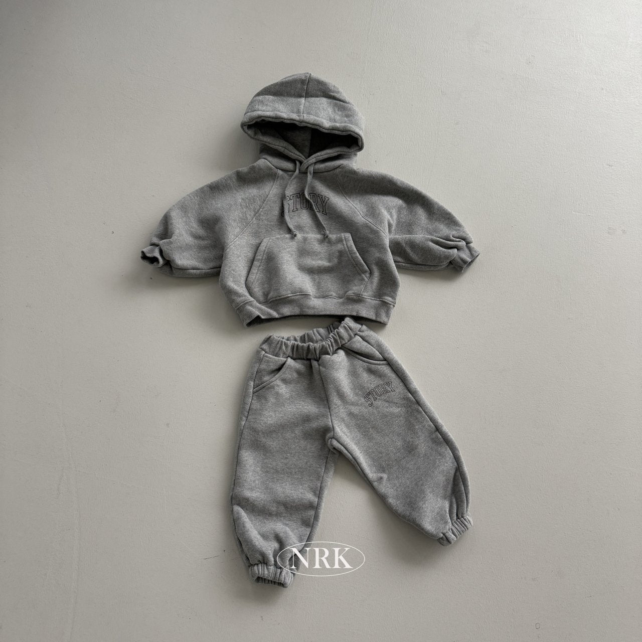 [PRE-ORDER] Story Top Bottom Set