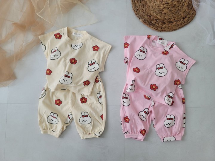 [PRE-ORDER] Rabbit Top Bottom Set