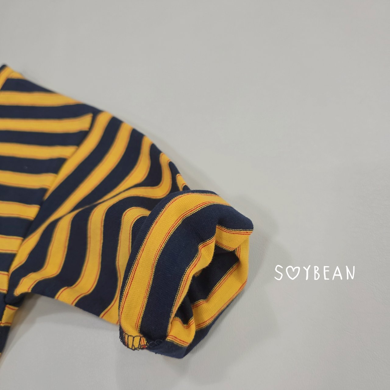 [PRE-ORDER] Big Box Stripe T-Shirts