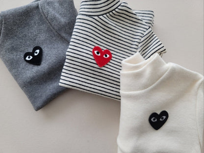 [PRE-ORDER] Heart Turtleneck T-Shirts