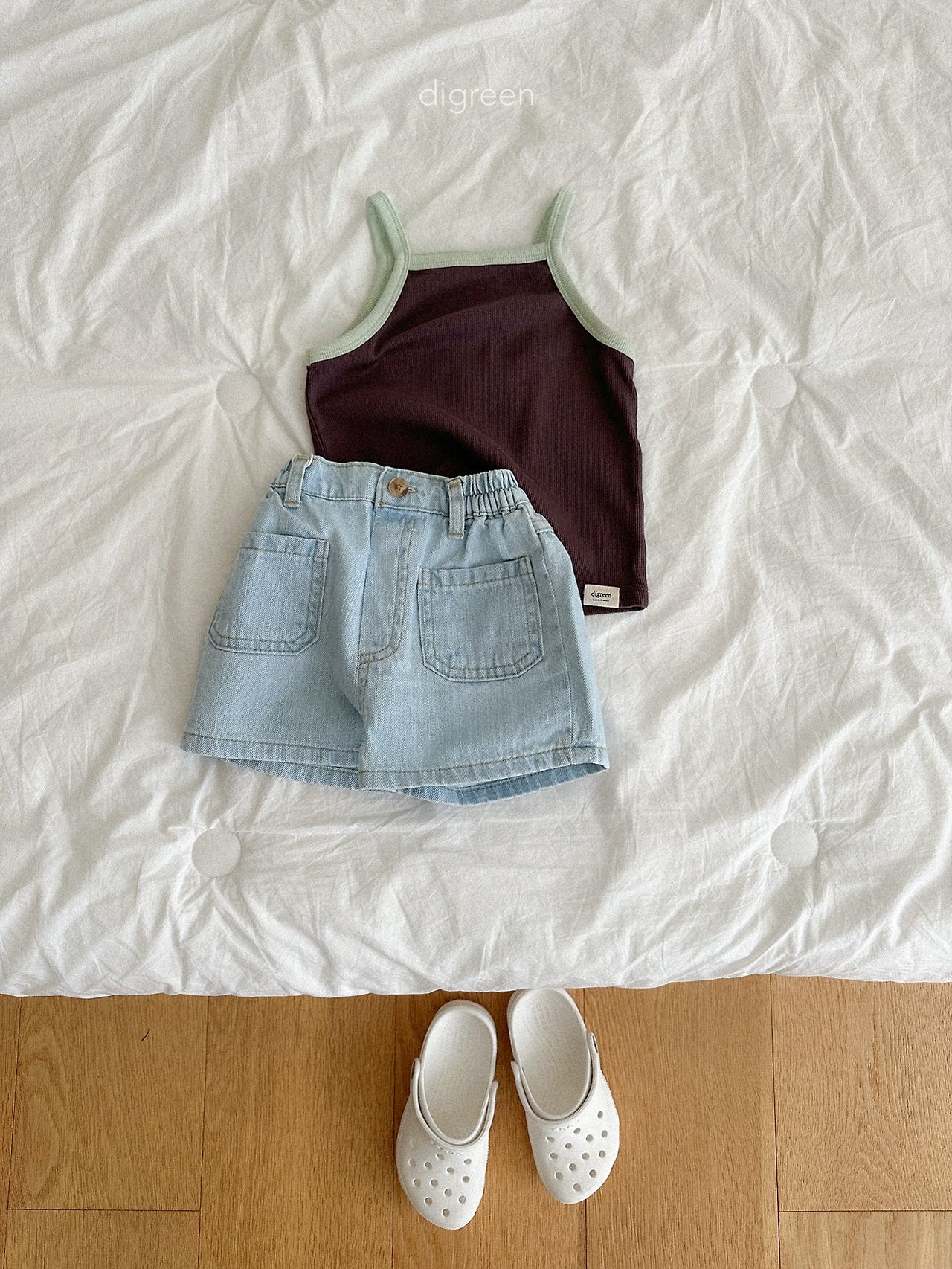 [PRE-ORDER] Noir Tank Top