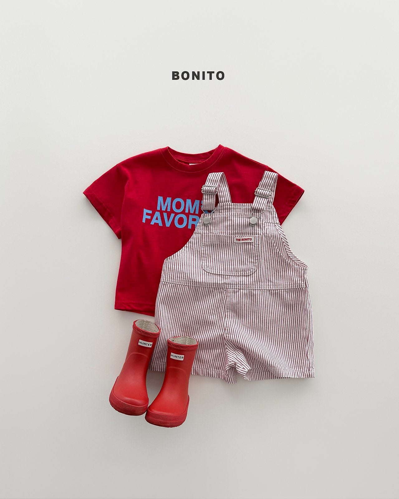 [PRE-ORDER] Mom's Favorite T-Shirts