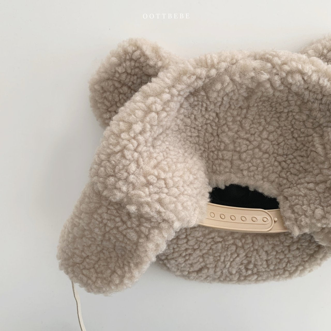 [PRE-ORDER] Sherpa Bear Hat