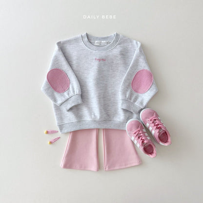 [PRE-ORDER] Hug Me Sweatshirts