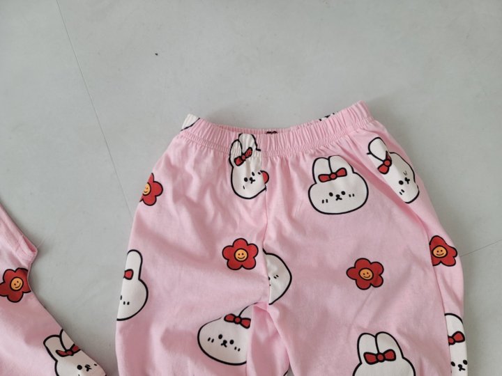 [PRE-ORDER] Rabbit Top Bottom Set